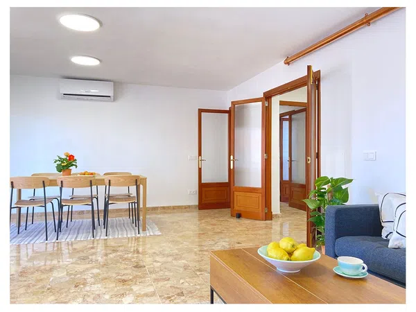 Piso en Barrio Sta Catalina - El Jonquet