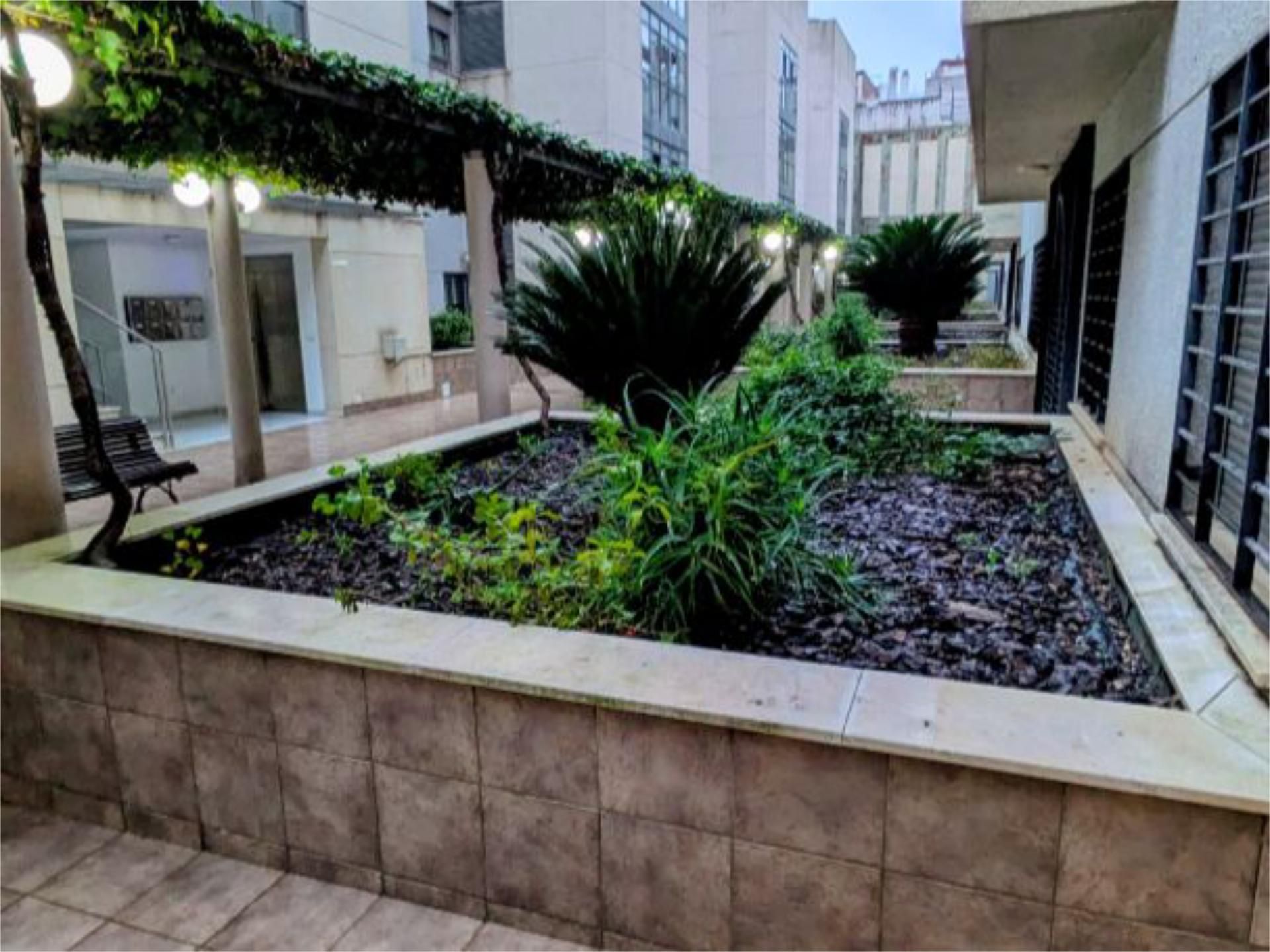 Piso en  Avenida de Medina Azahara 31 - Foto 21