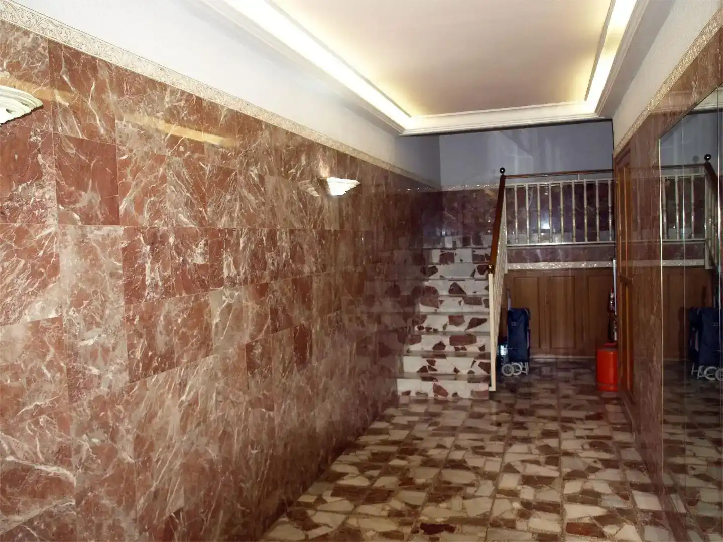 Piso en L'Hospitalet de Llobregat - Foto 2