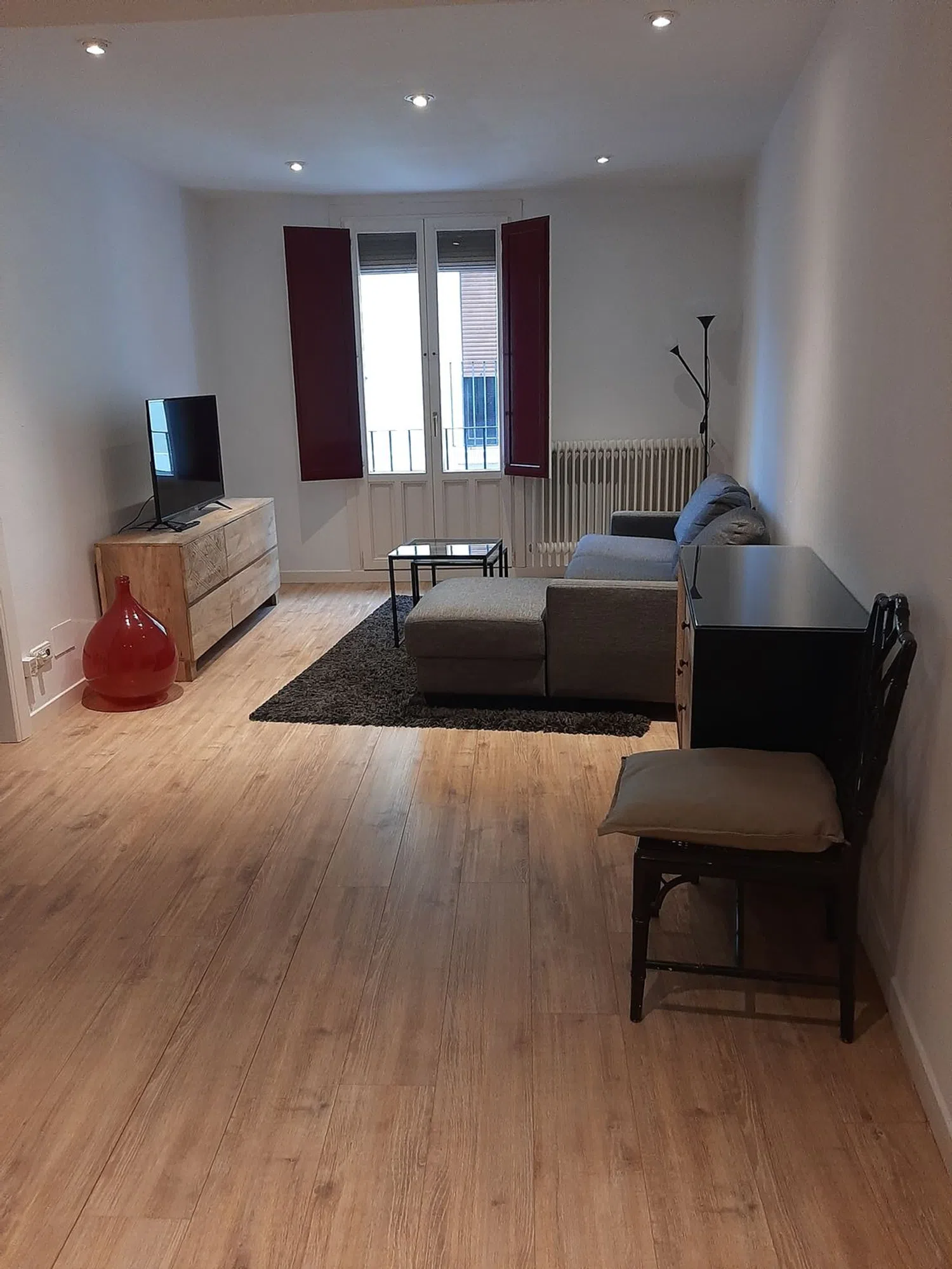 Piso en calle de los Descalzos, 76