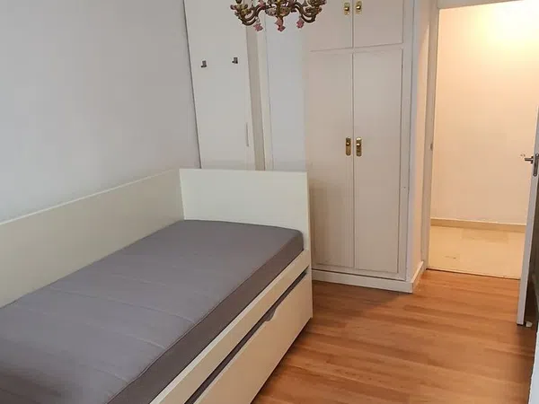 Piso en calle Gran Vía de Colón, 21 - Foto 5