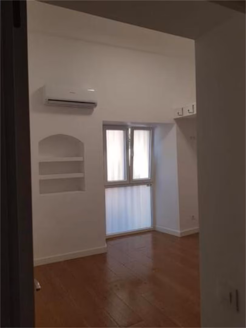 Piso en Antón Martín - Foto 2