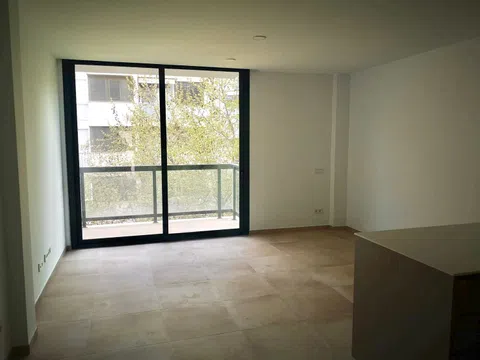 Piso en calle Torcuato Luca Tena, 28