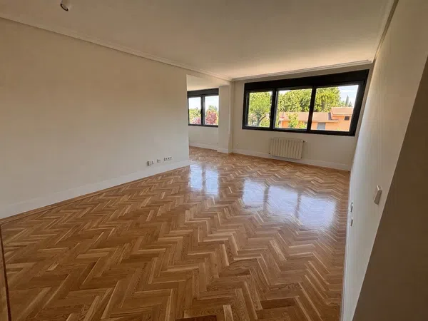 Piso en Encinar de los Reyes - Foto 3