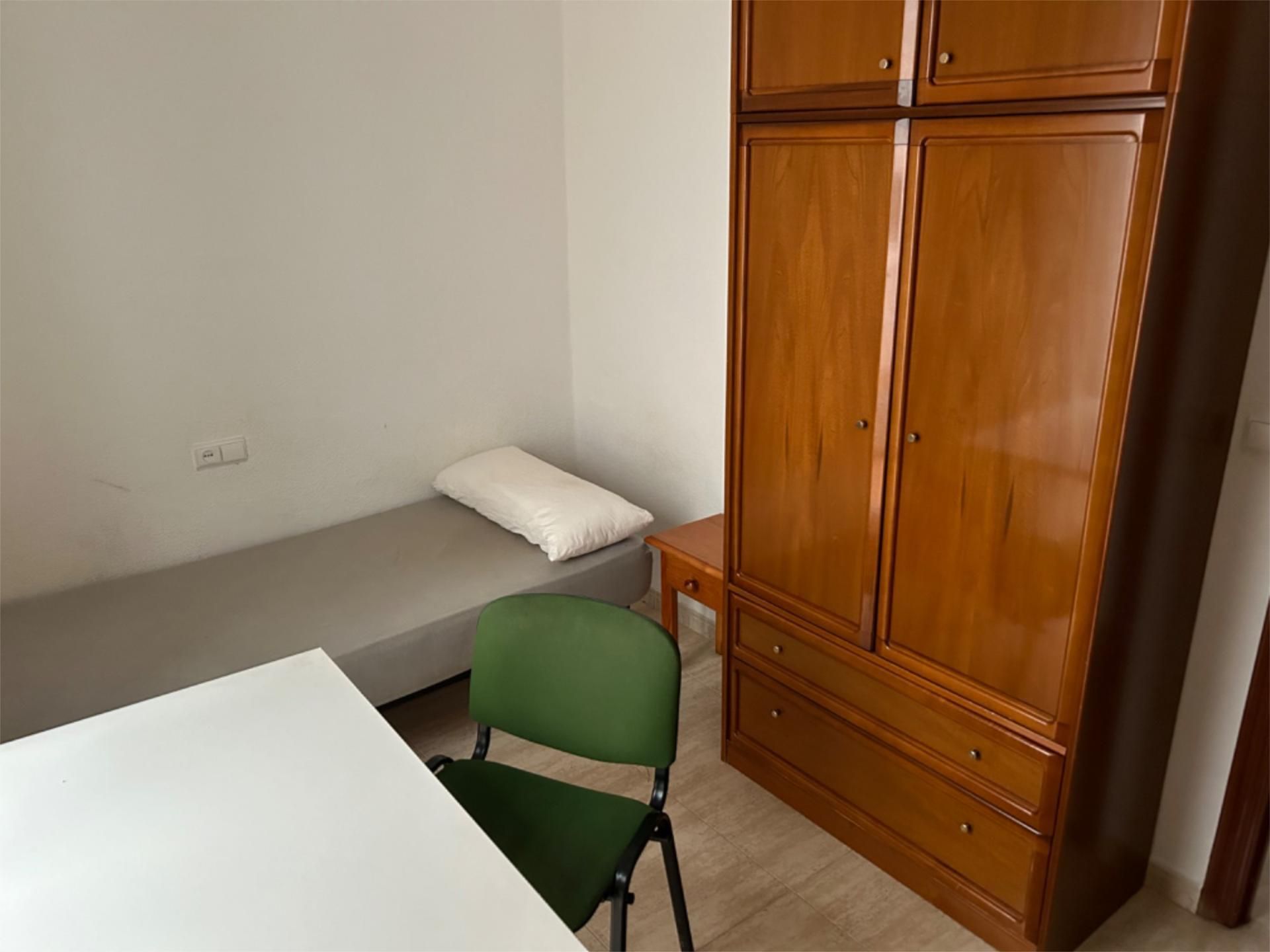 Piso en  Calle Ángel Ganivet 14 - Foto 15