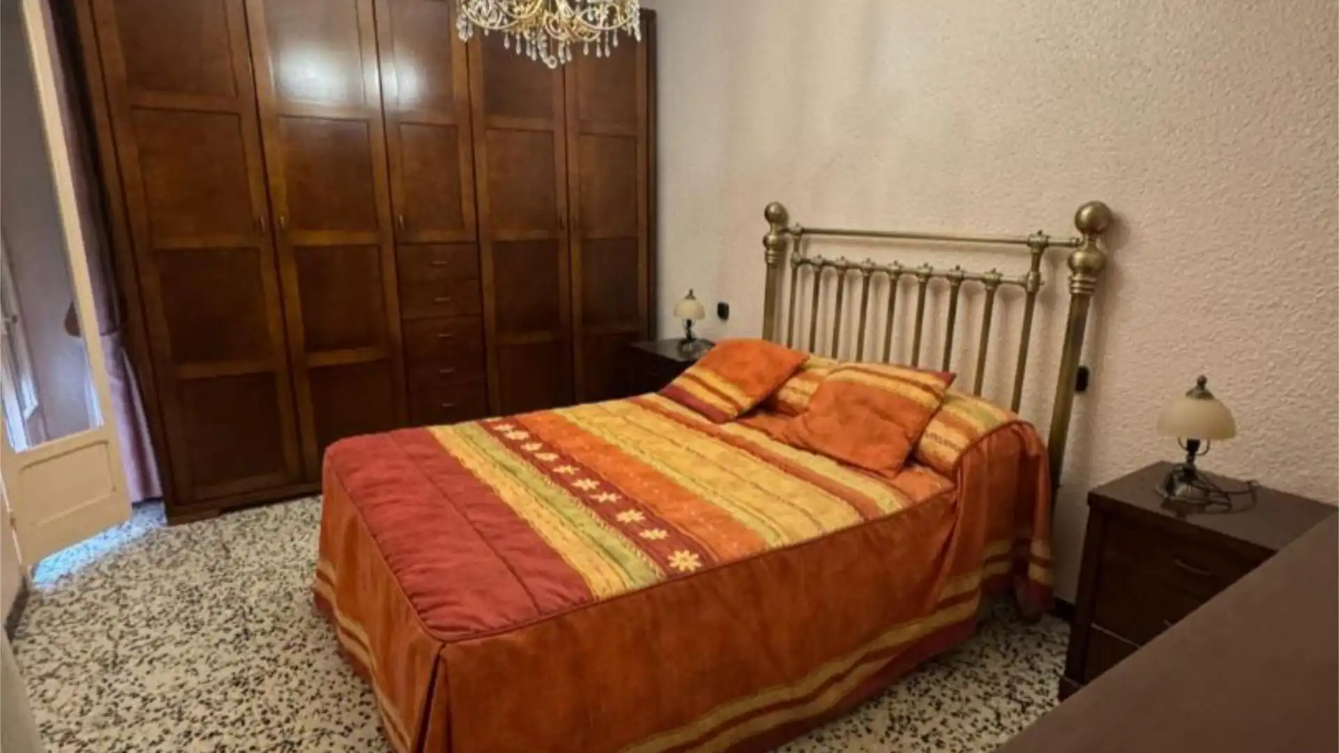 Piso en  Carrer Martín de Torres 18 - Foto 3