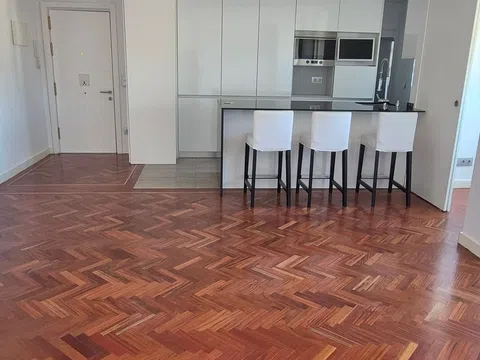 Piso en calle de Torrelaguna, 108