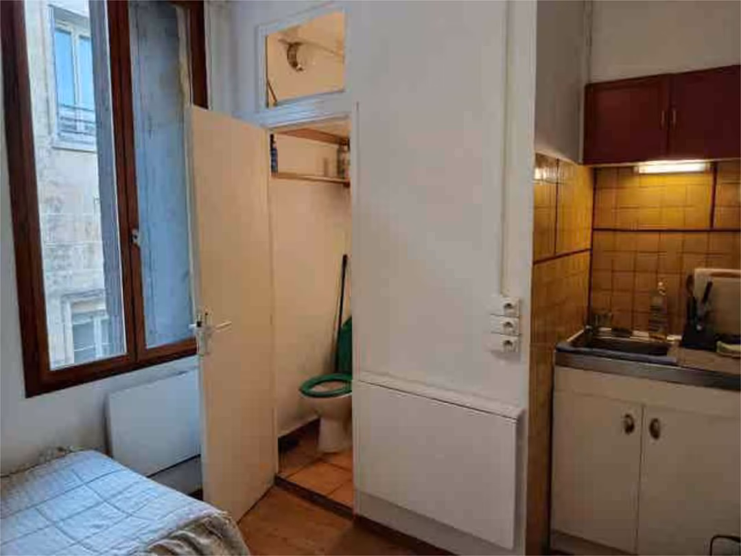 Estudio en Ciutat Vella - Foto 9