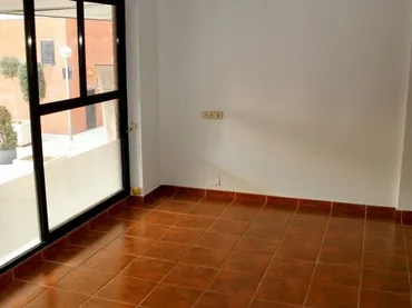 Local comercial en  Carrer d'Àngel Guimerà 45 - Foto 3