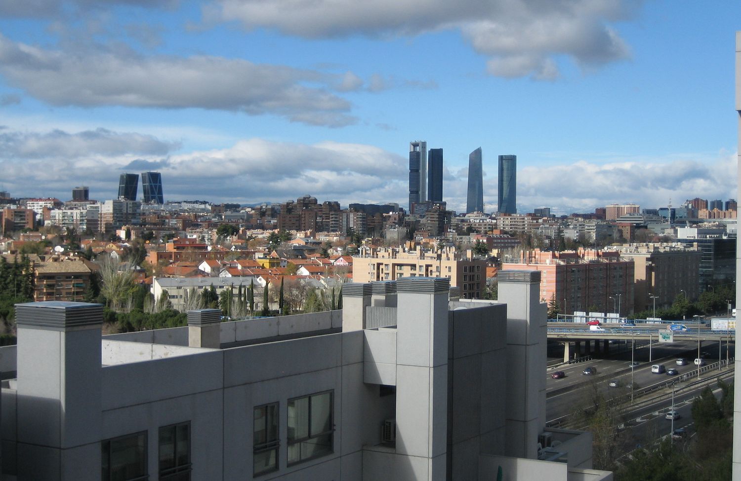 Piso en calle Rafael Bergamín, 5