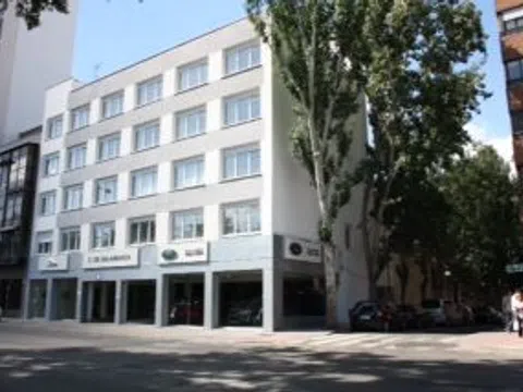 Piso en avenida de Valladolid, 45