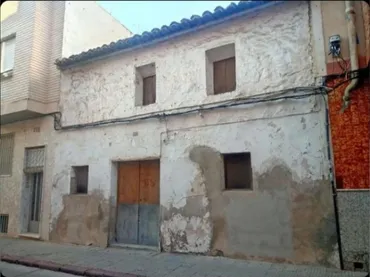 Casa adosada en  Calle Mayor 208 - Foto 1