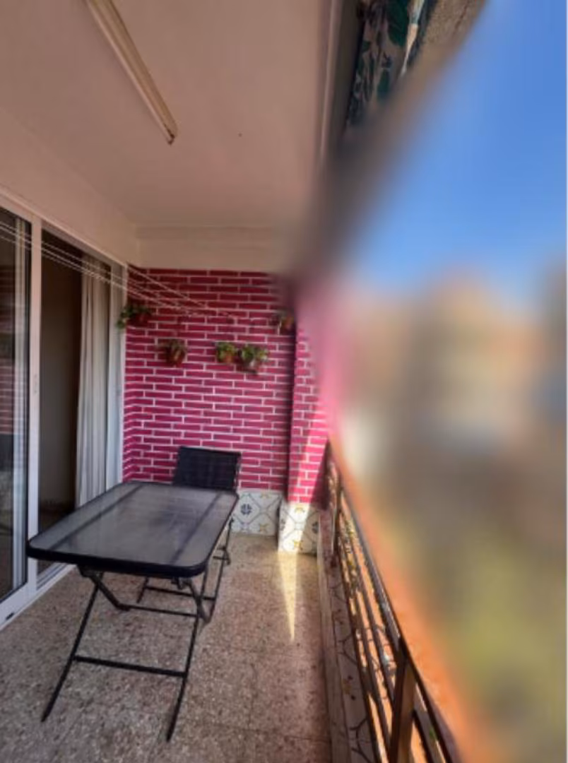 Piso en  Calle Montero Ríos 91