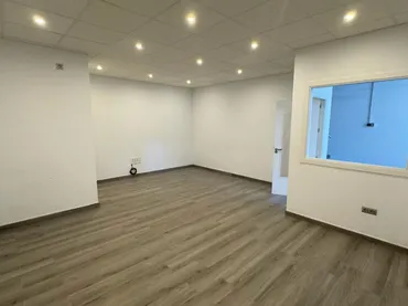 Local comercial en  Calle Eslovaquia 2 - Foto 6