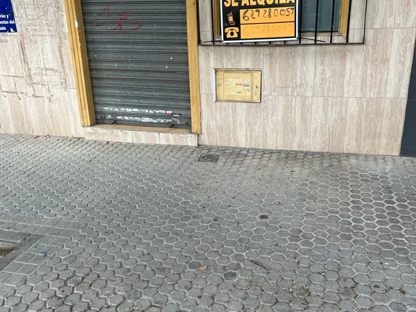 Local en Avenida de El Greco, 50 - Foto 1
