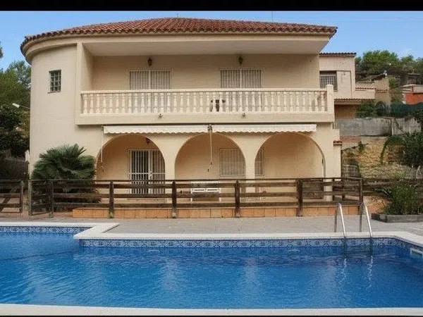 Casa o chalet independiente en Calle del Mas Guineu, 7 - Foto 1