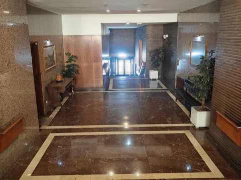 Piso en calle Alcalá, 213