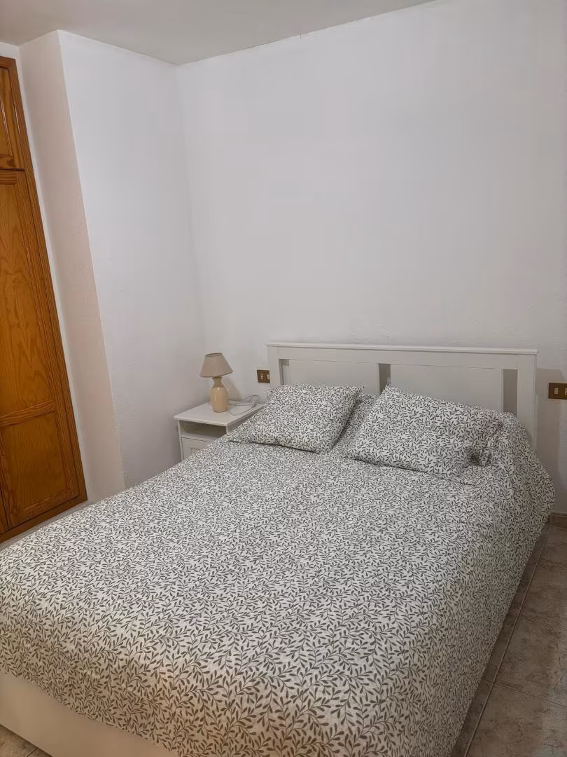 Piso en  Calle Puerta Canseco 25