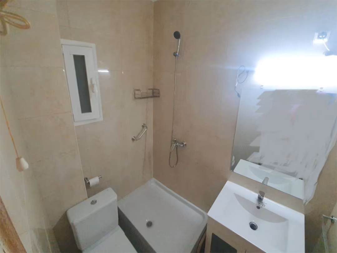 Piso en  Calle de Jacinto Verdaguer 16 - Foto 8