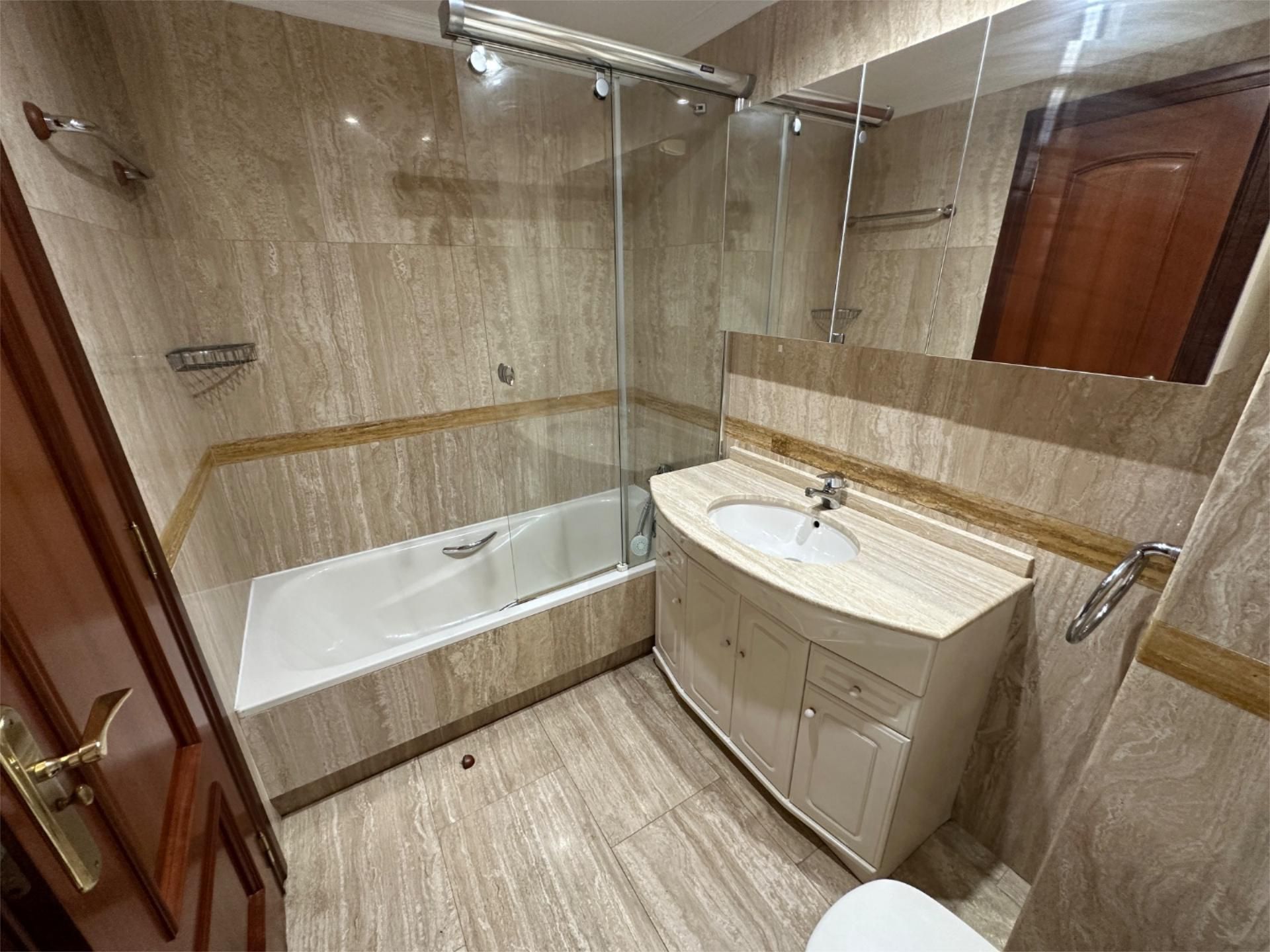 Piso en  Avenida da Hispanidade 82 - Foto 9