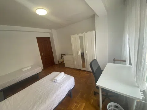 Piso en calle Esquíroz, 23 - Foto 8