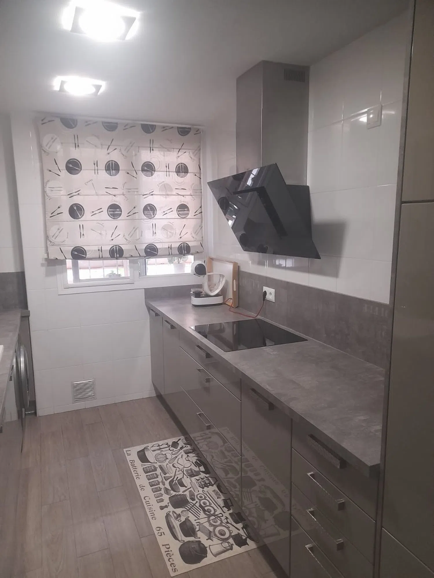 Piso en calle Profesor Manuel Olivencia Ruiz, 3 - Foto 1