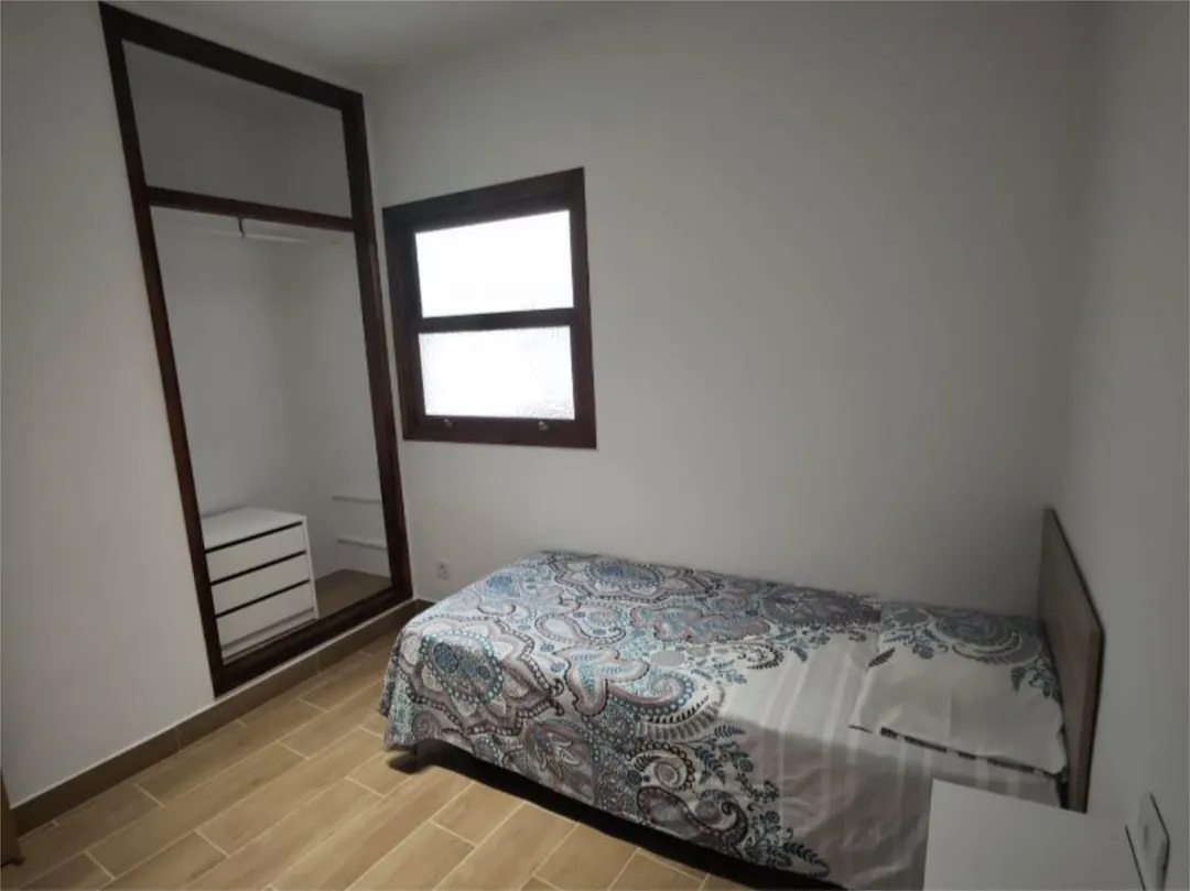 Piso en  Calle de Fernando Primo de Rivera 67 - Foto 9