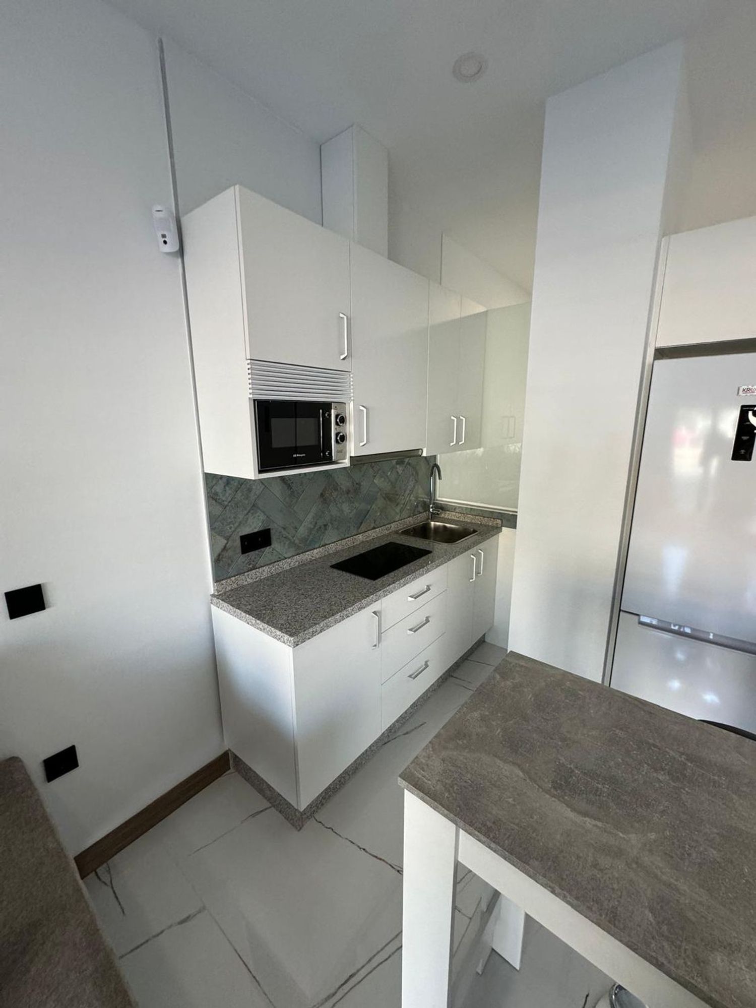 Estudio en avenida de América, 81 - Foto 3