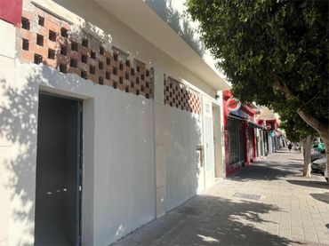 Local comercial en  Calle Emilio Thuillier 74 - Foto 4