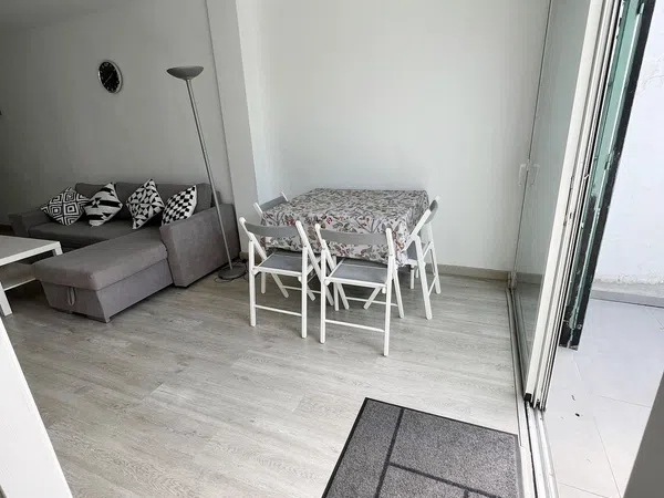 Piso en calle de Ojen, 10 - Foto 3