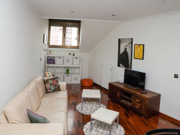 Ático en Calle Menéndez Valdés, 13, Centro - San Lorenzo - Foto 6