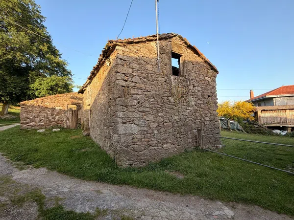 Casa de pueblo en Lugar Castiñeiroa s/n - Foto 3