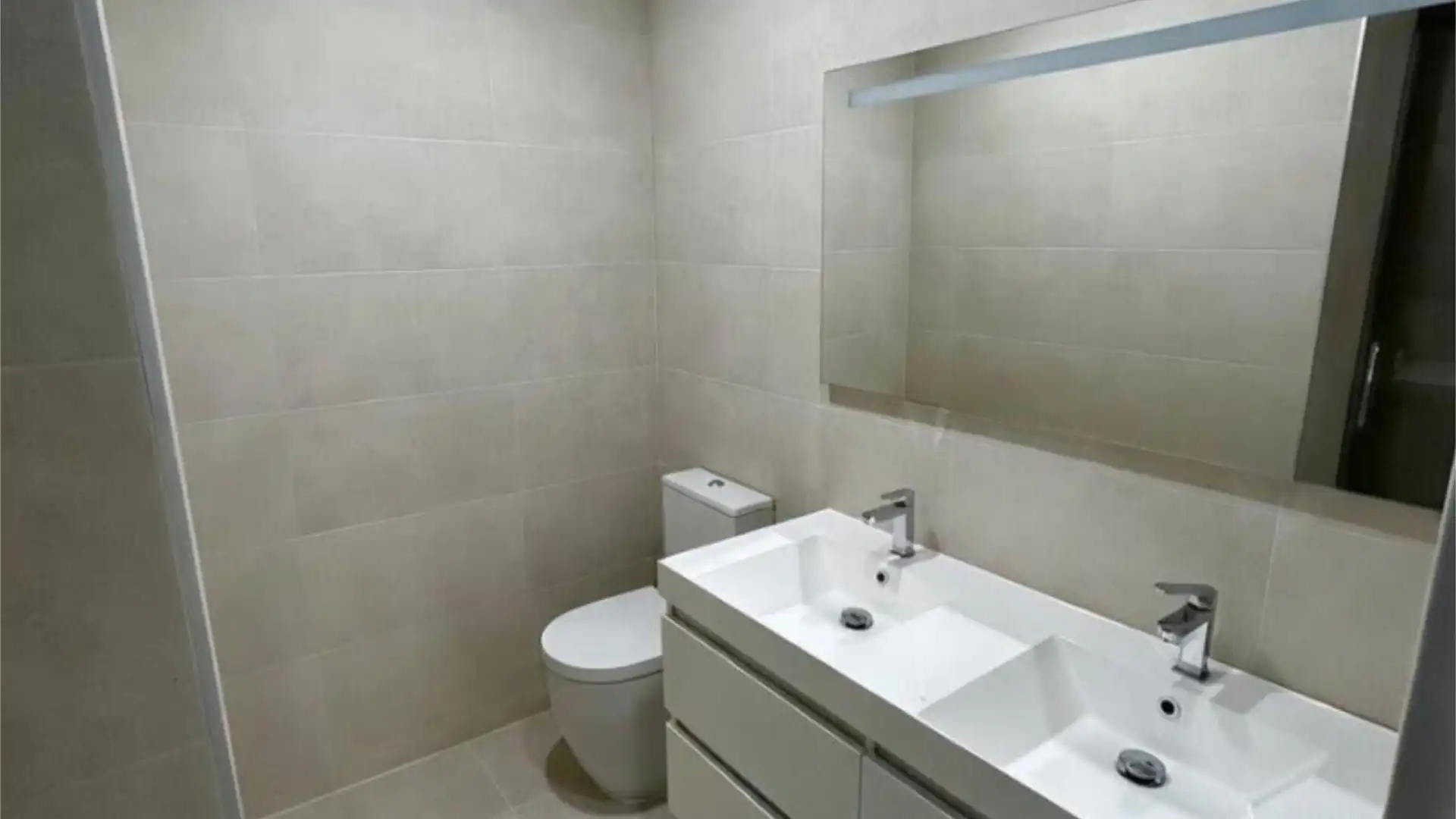 Piso en  Calle Mar Cantabrico 7 - Foto 9