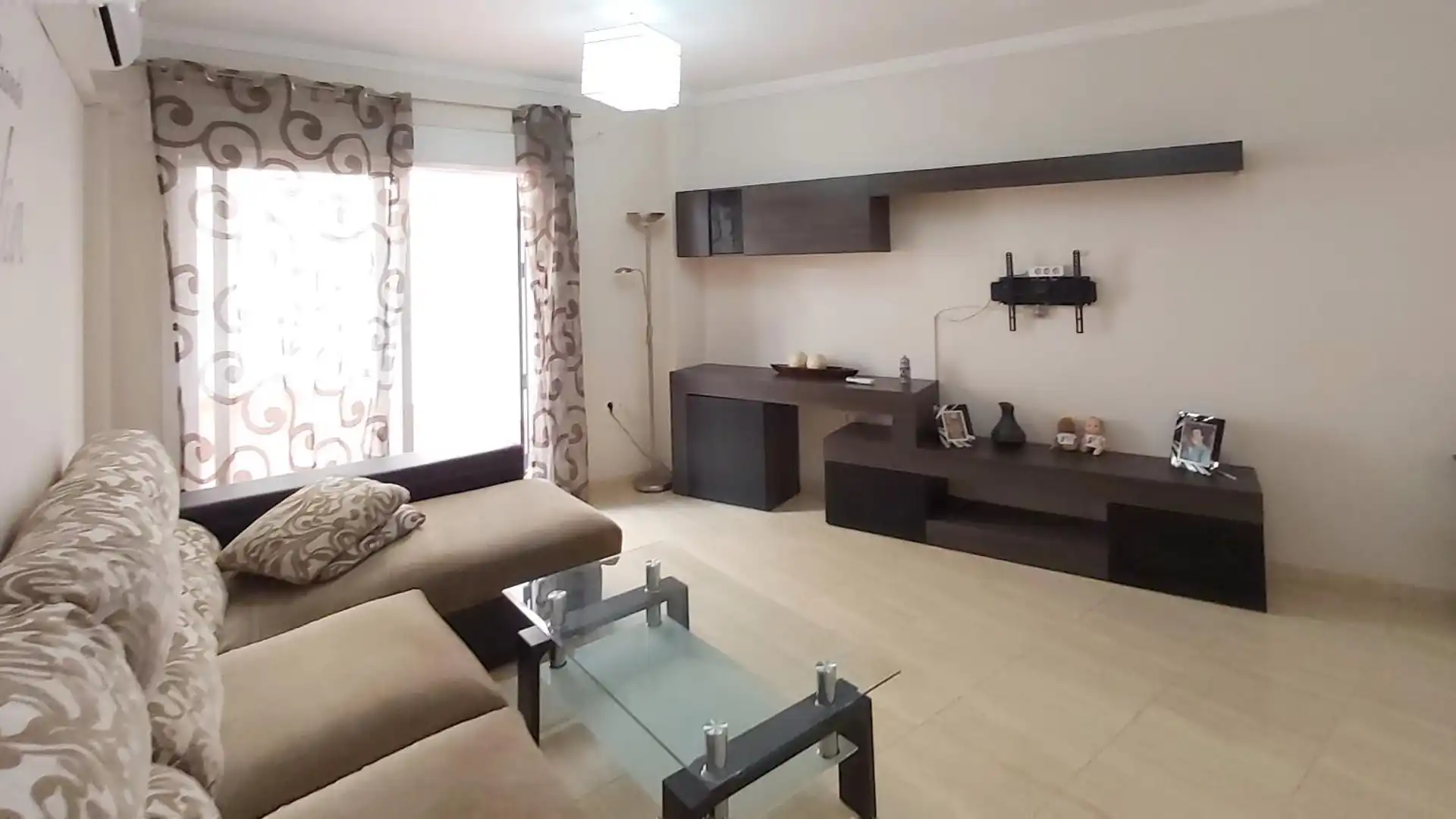 Piso en  Calle Andrés Segovia 43 - Foto 1