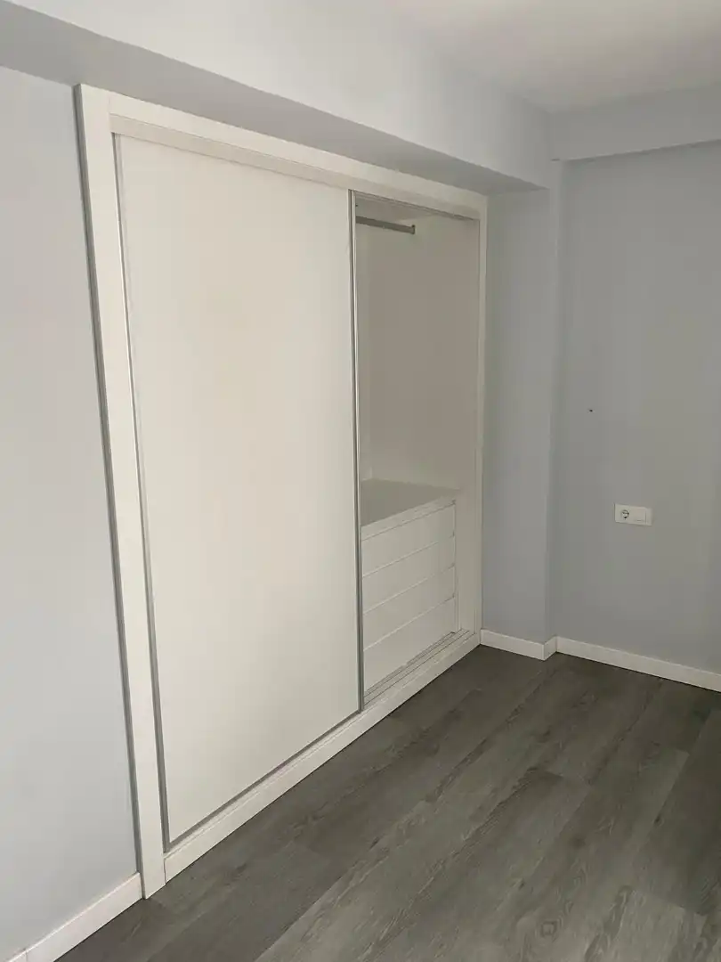 Piso en  Calle Santo Ángel 6 - Foto 8
