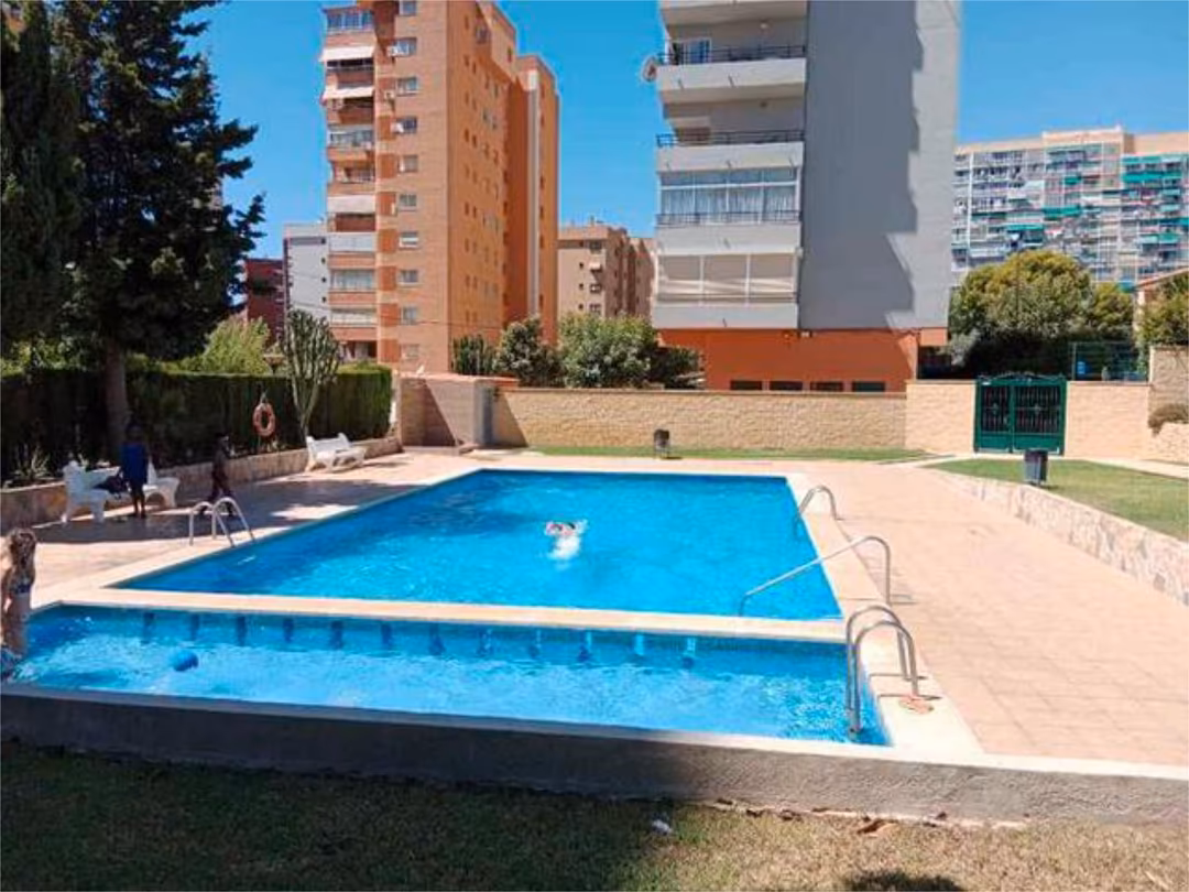 Apartamento en Junto a los colegios