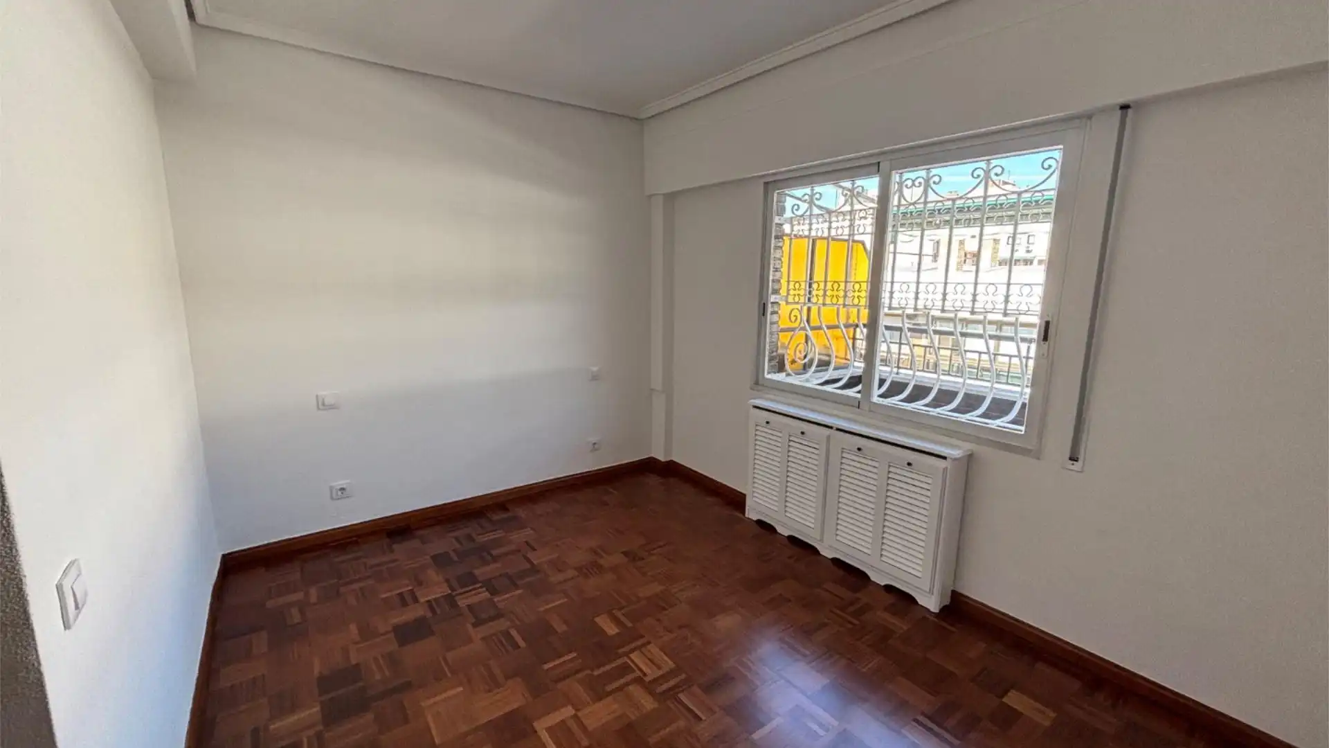 Piso en  Calle de Eduardo Benot 2 - Foto 19