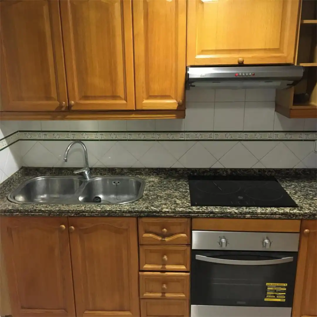 Piso en  Calle de Monóvar 1 - Foto 4