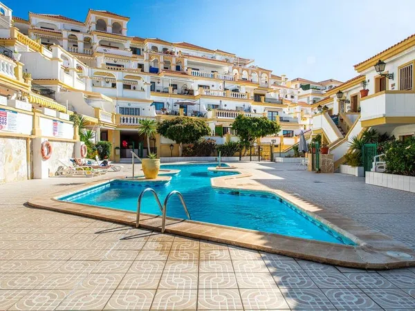 Piso en calle Gran Bretaña, 72