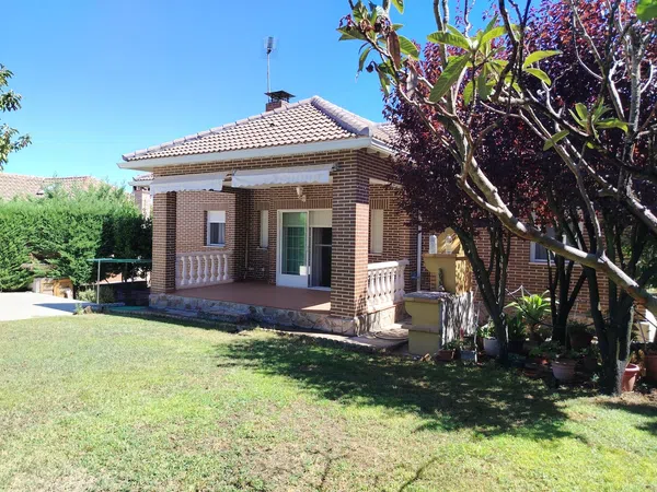 Casa o chalet independiente en Calle Río Ablanquejo, 564 - Foto 2