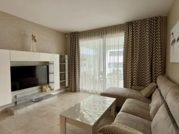 Piso en calle Avellano, 14 - Foto 2