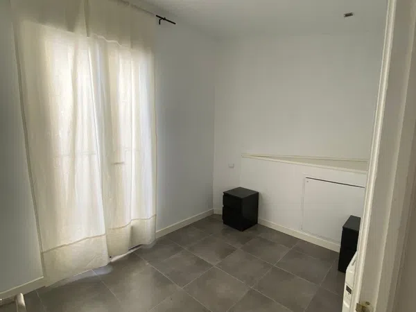 Piso en calle de Monteleón, 48