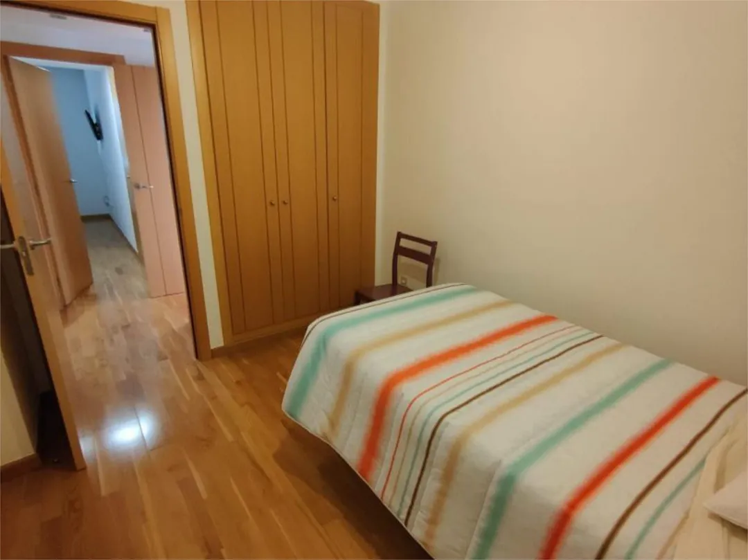 Piso en  Carrer Diego Fuentes Serrano 44 - Foto 26