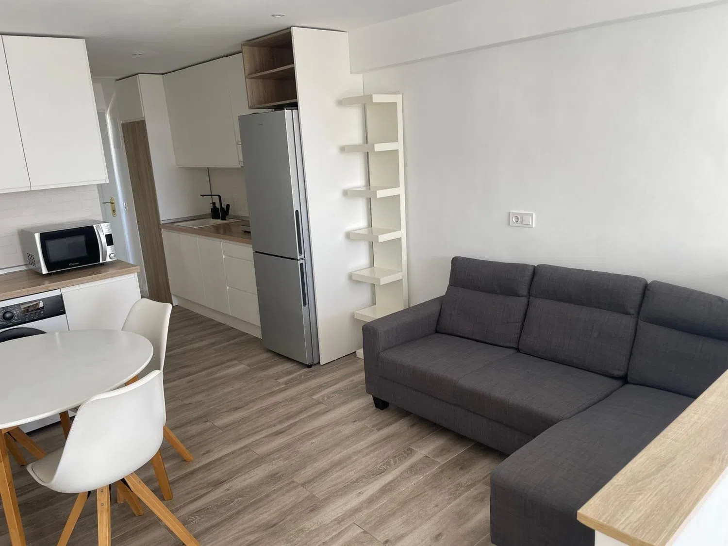 Estudio en calle de Saridakis, 24 - Foto 3