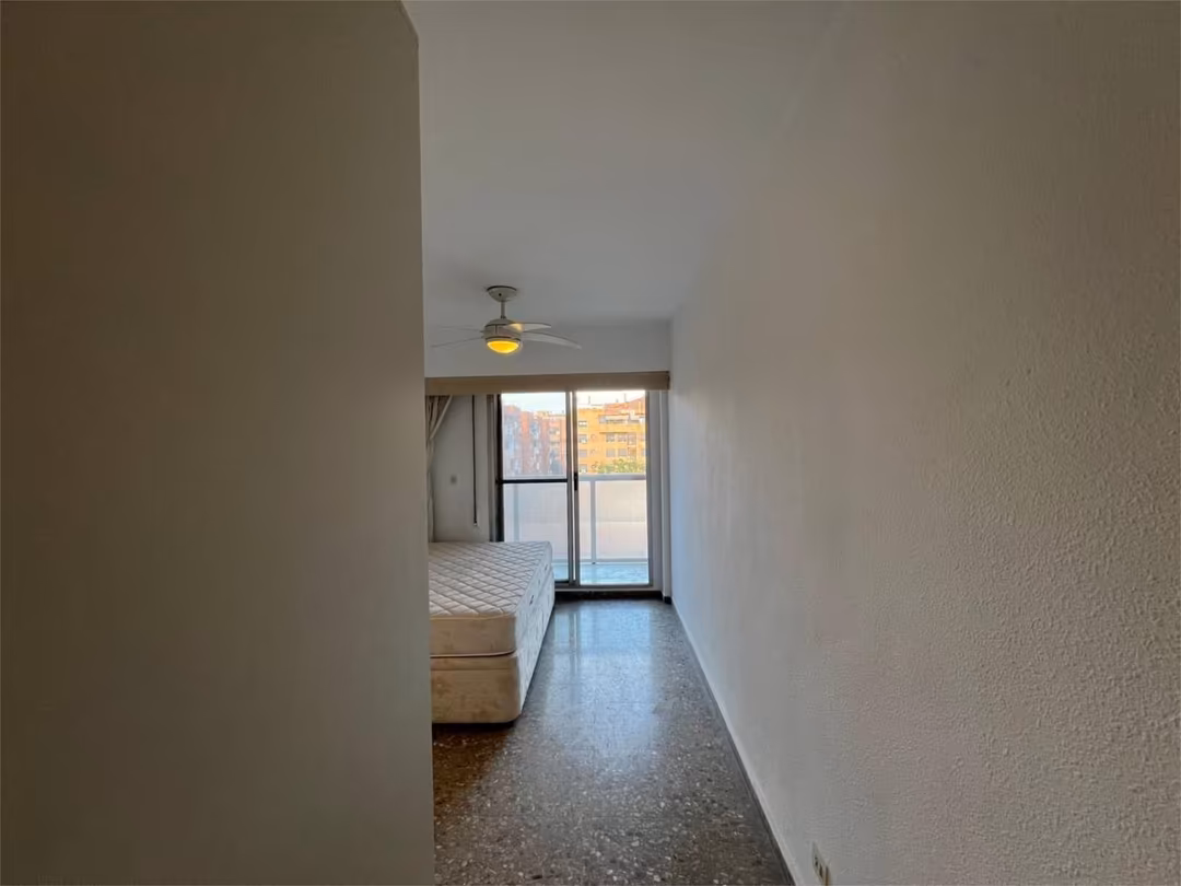 Piso en  Carrer de Fuencaliente 4 - Foto 9