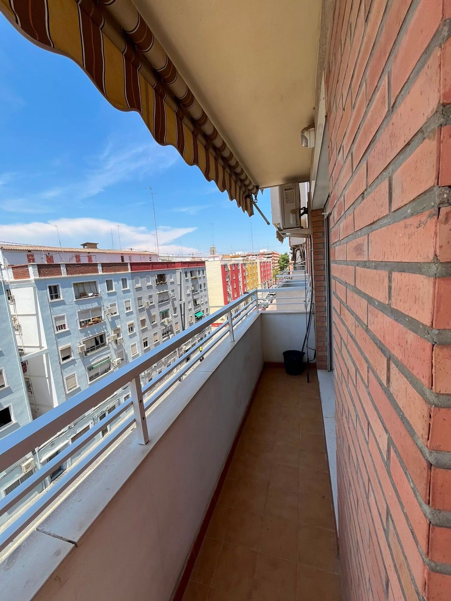 Piso en Calle d'Astúries, 43, Camí Fondo - Foto 2