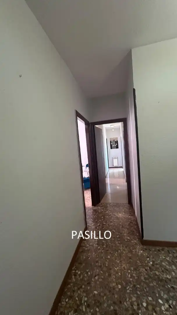 Piso en  Calle del Guadiana 8 - Foto 3