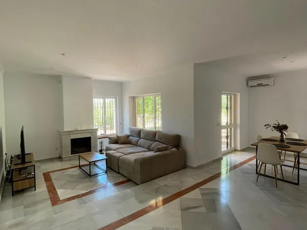 Casa o chalet independiente en Calle Cuatro Pinos, 11, Cuatro Pinos-El Carmen - Foto 1