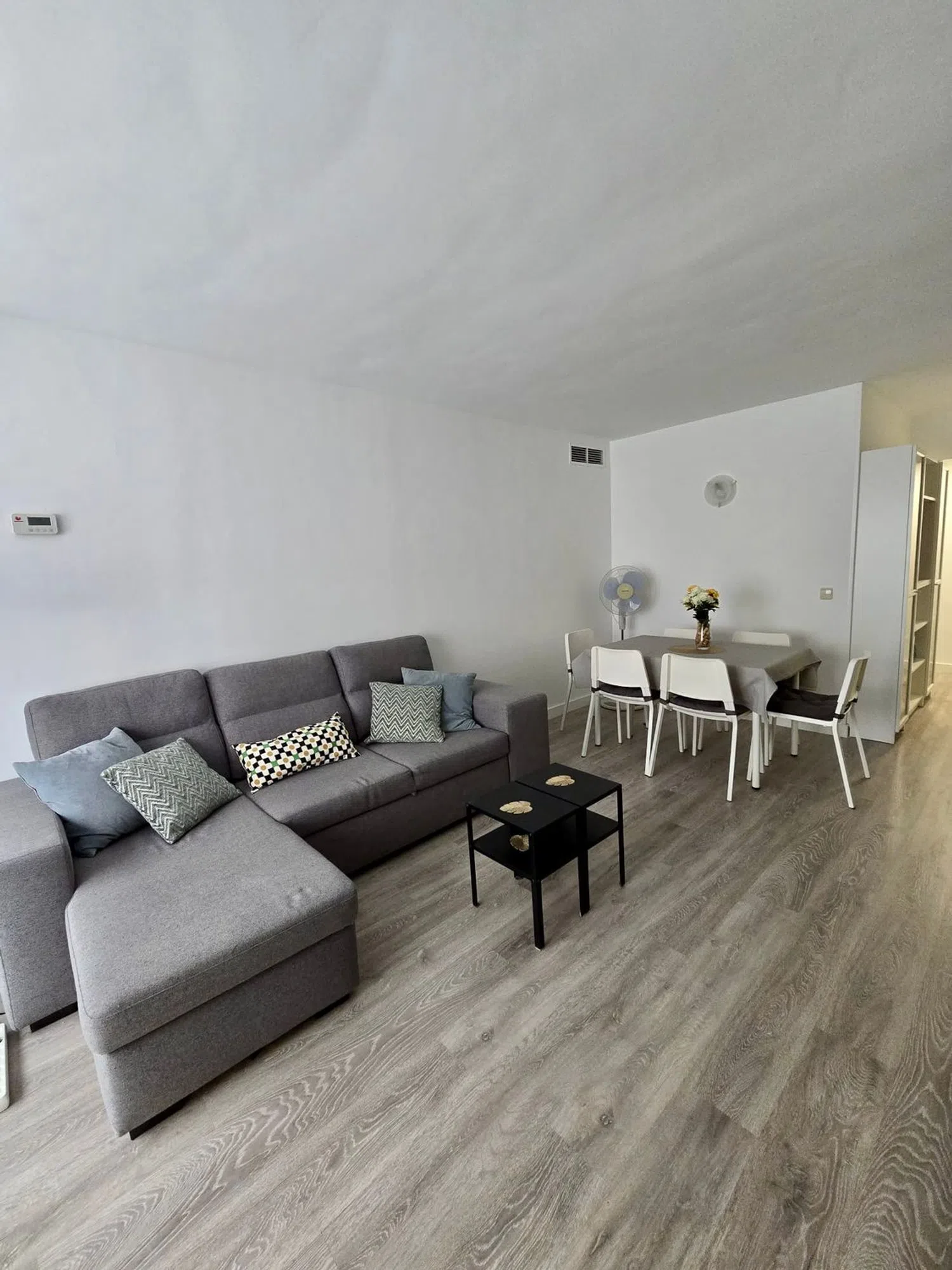 Piso en calle de Algemesí, 28042