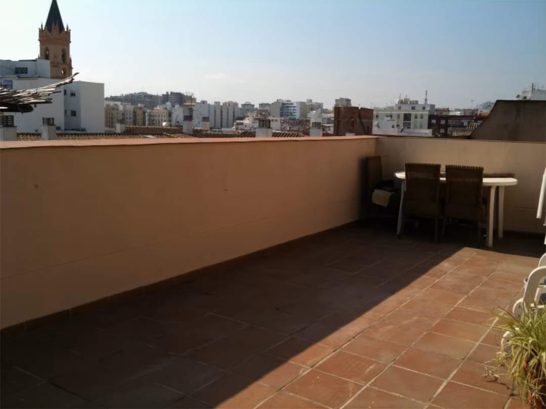 Ático en  Avenida Fátima 9
